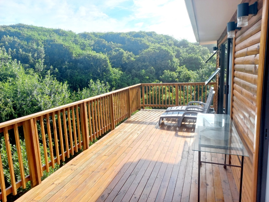 3 Bedroom Property for Sale in Dwarswegstrand Western Cape